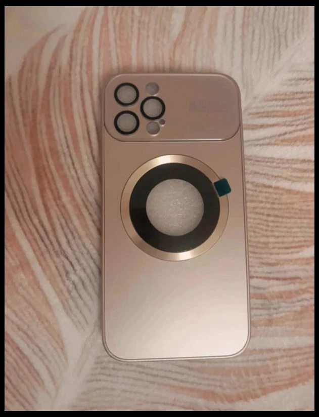 Gold backcover voor iPhone 12 Pro met camerabescherming – Nieuw – photo 2